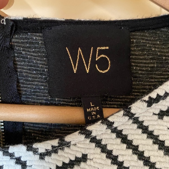 Beautiful geometric top - Picture 5 of 8